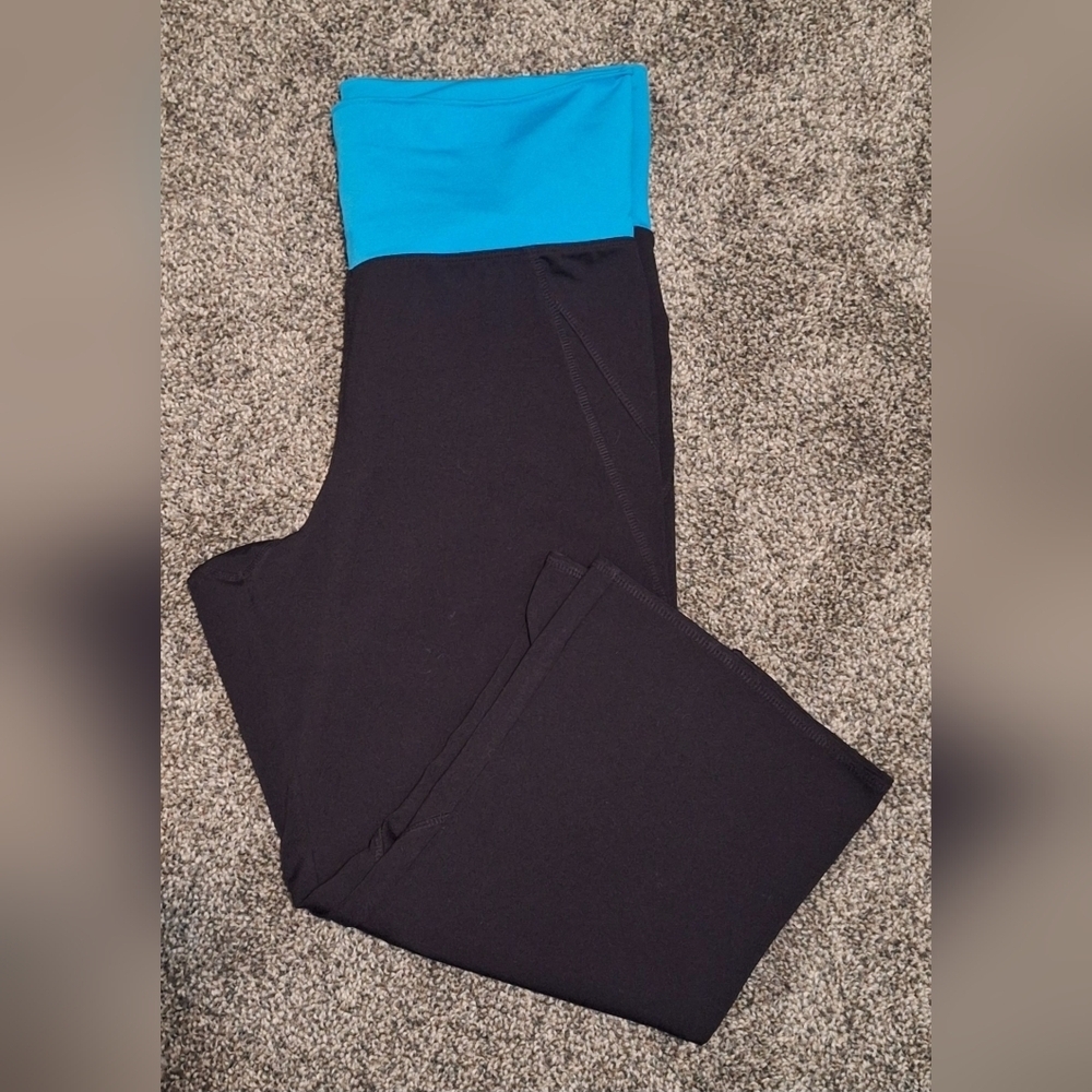 Women's Black and Blue Yoga Pants - Picture 2 of 5